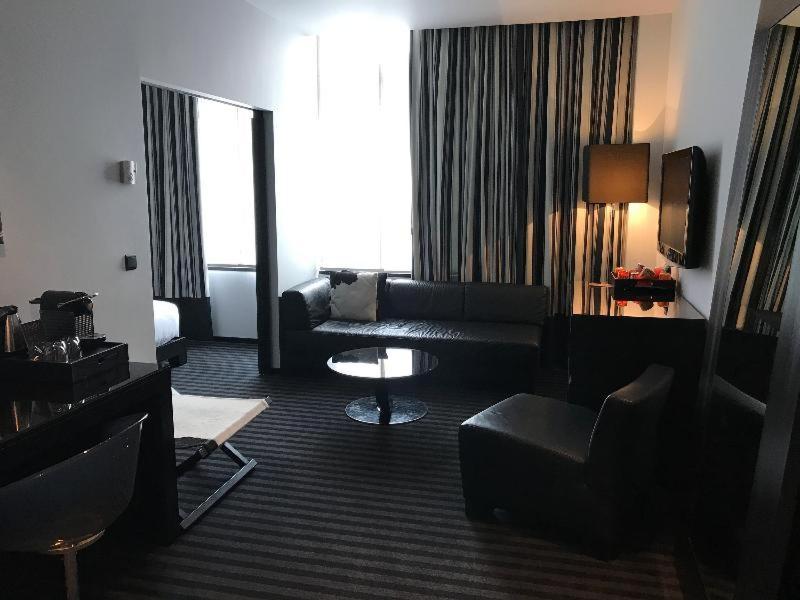 Yooma Urban Lodge Saint-Gilles Стая снимка