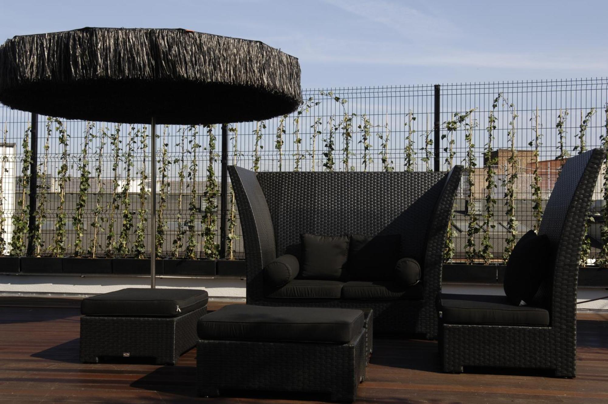 Yooma Urban Lodge Saint-Gilles Екстериор снимка